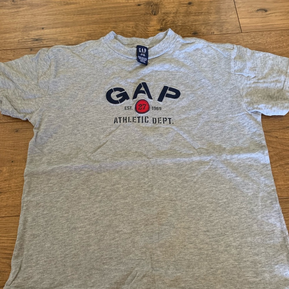 Vintage Gap size medium boys T-shirt